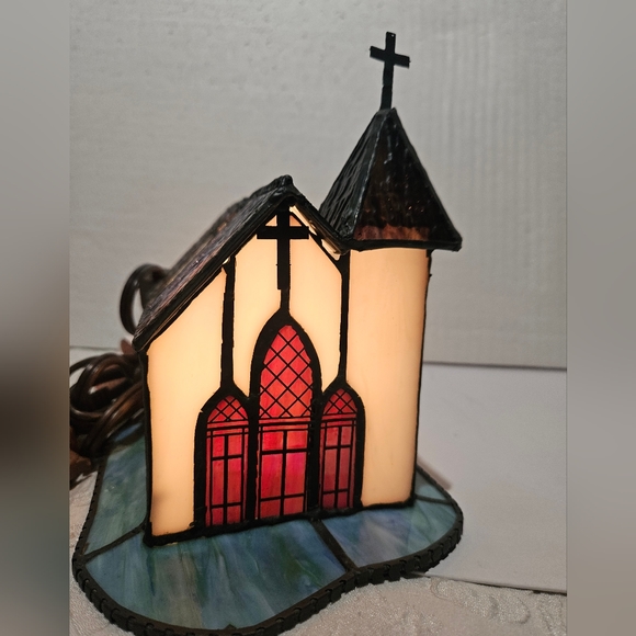 Church Tiffany Style Stained Glass Lamp - Picture 3 of 12